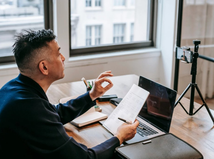 One-to-one consultation session